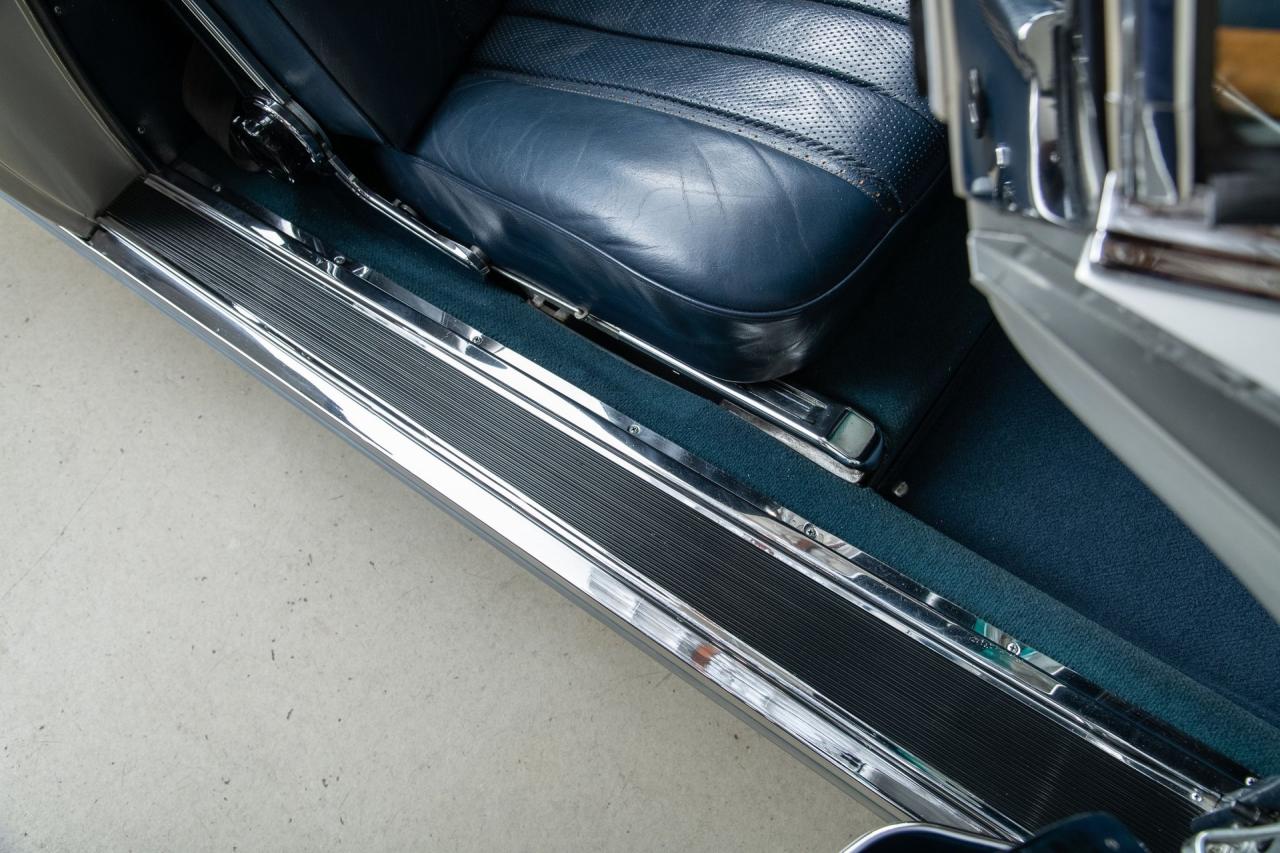 1971 Mercedes - Benz 280 SE 3.5 CABRIOLET