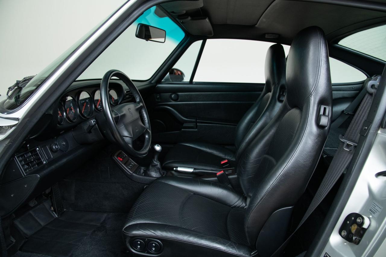 1997 Porsche 911 C4S