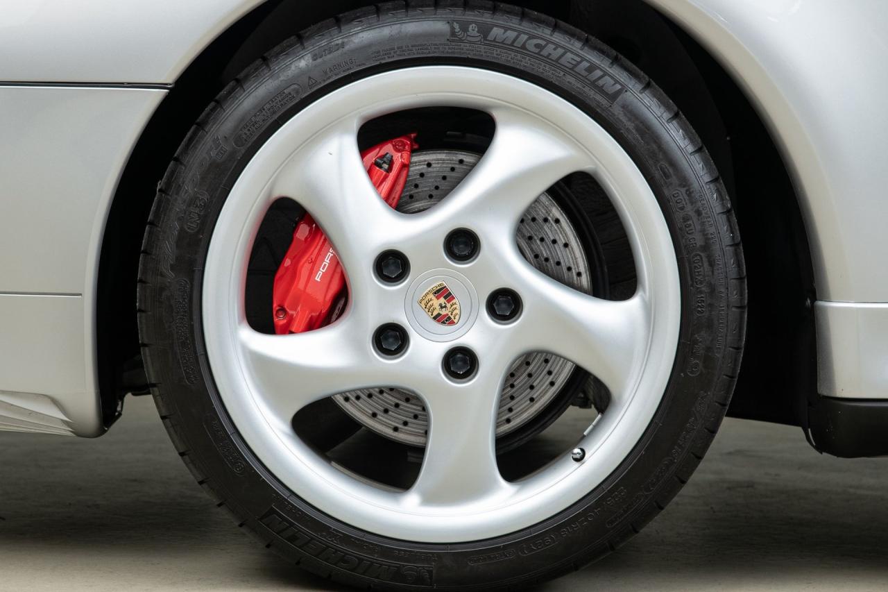 1997 Porsche 911 C4S