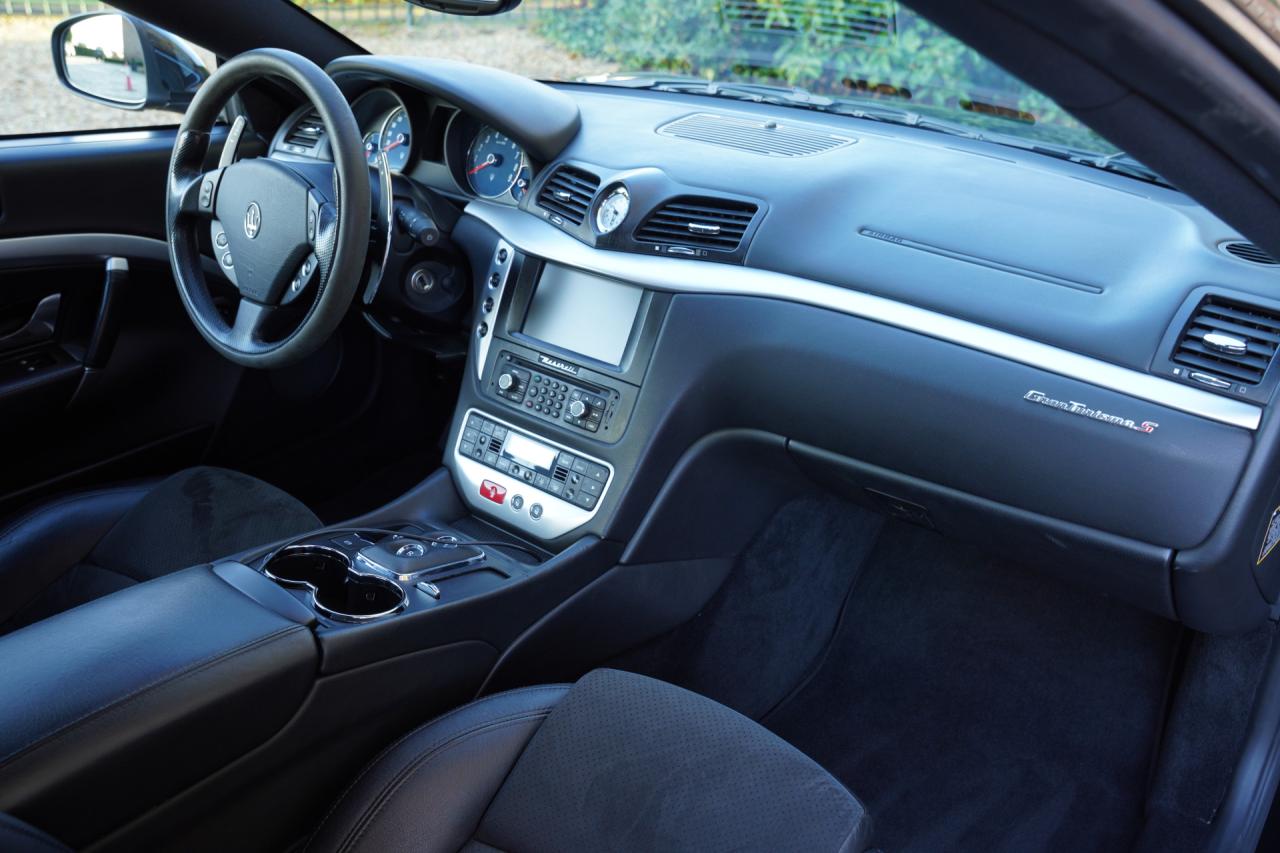 2010 Maserati Granturismo 4.7 S