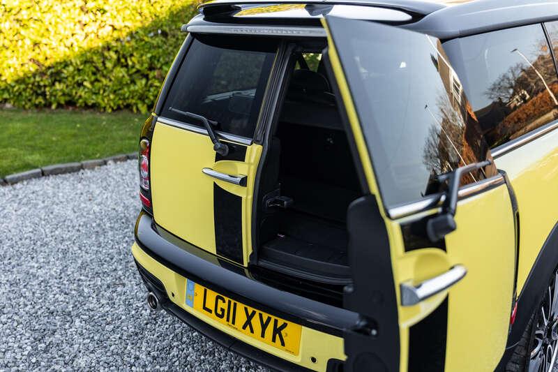 2011 Mini COOPER S CLUBMAN