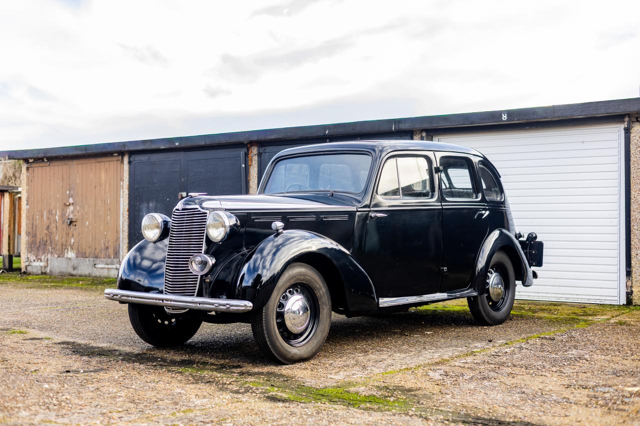 1947 Vauxhall J-Type 14HP