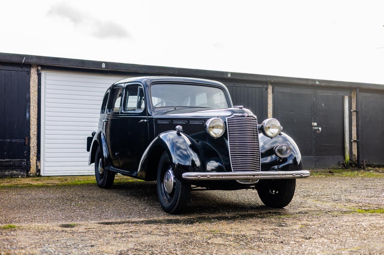 1947 Vauxhall J-Type 14HP