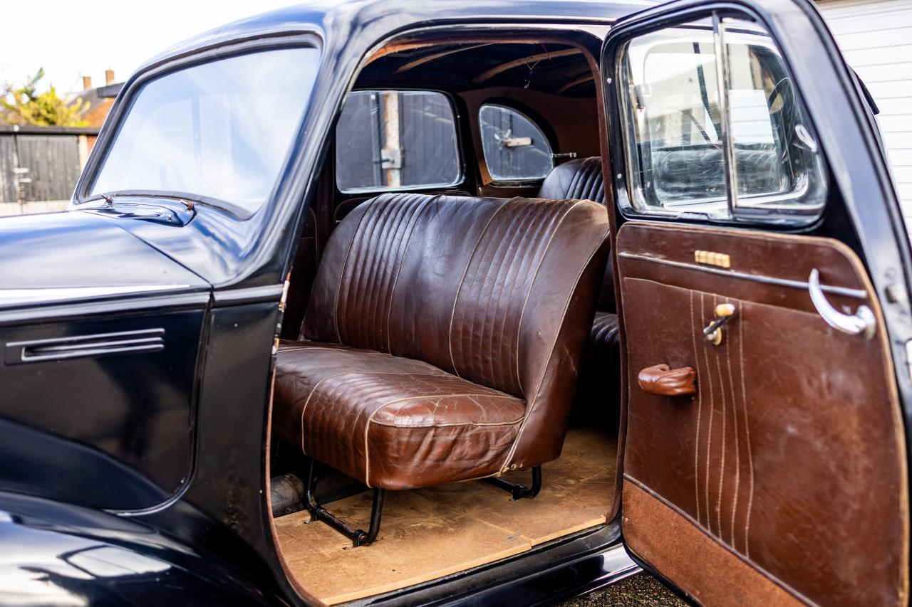 1947 Vauxhall J-Type 14HP