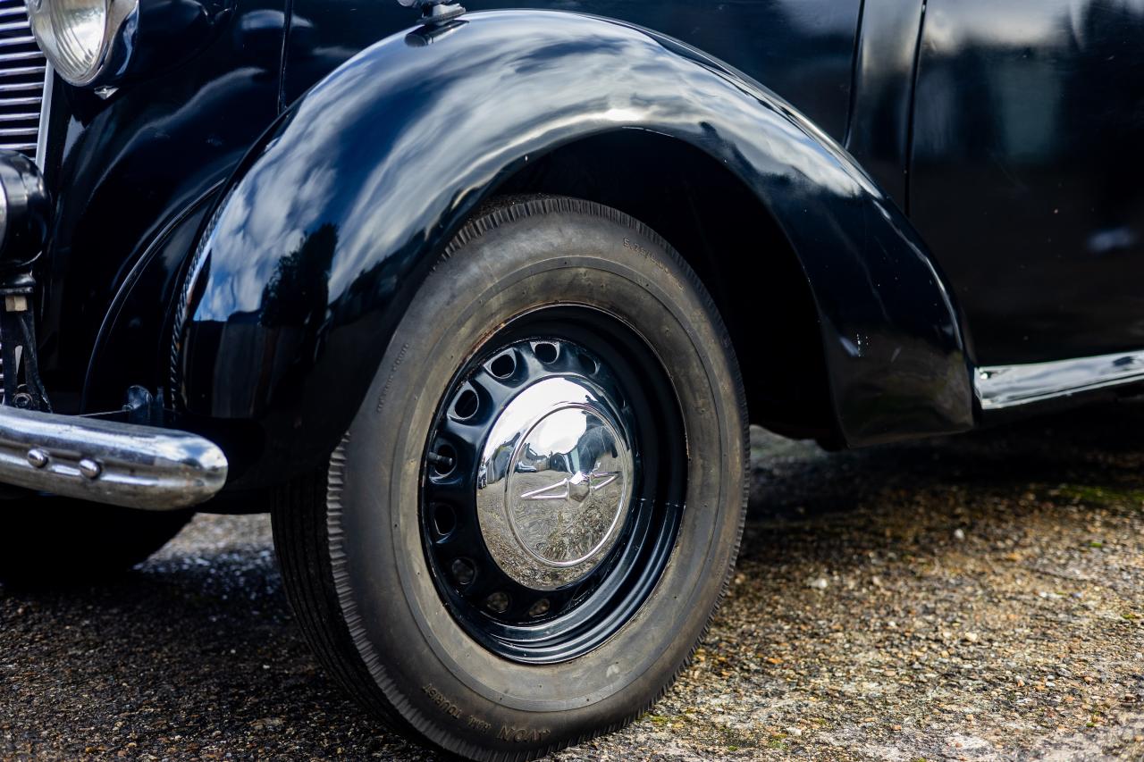 1947 Vauxhall J-Type 14HP