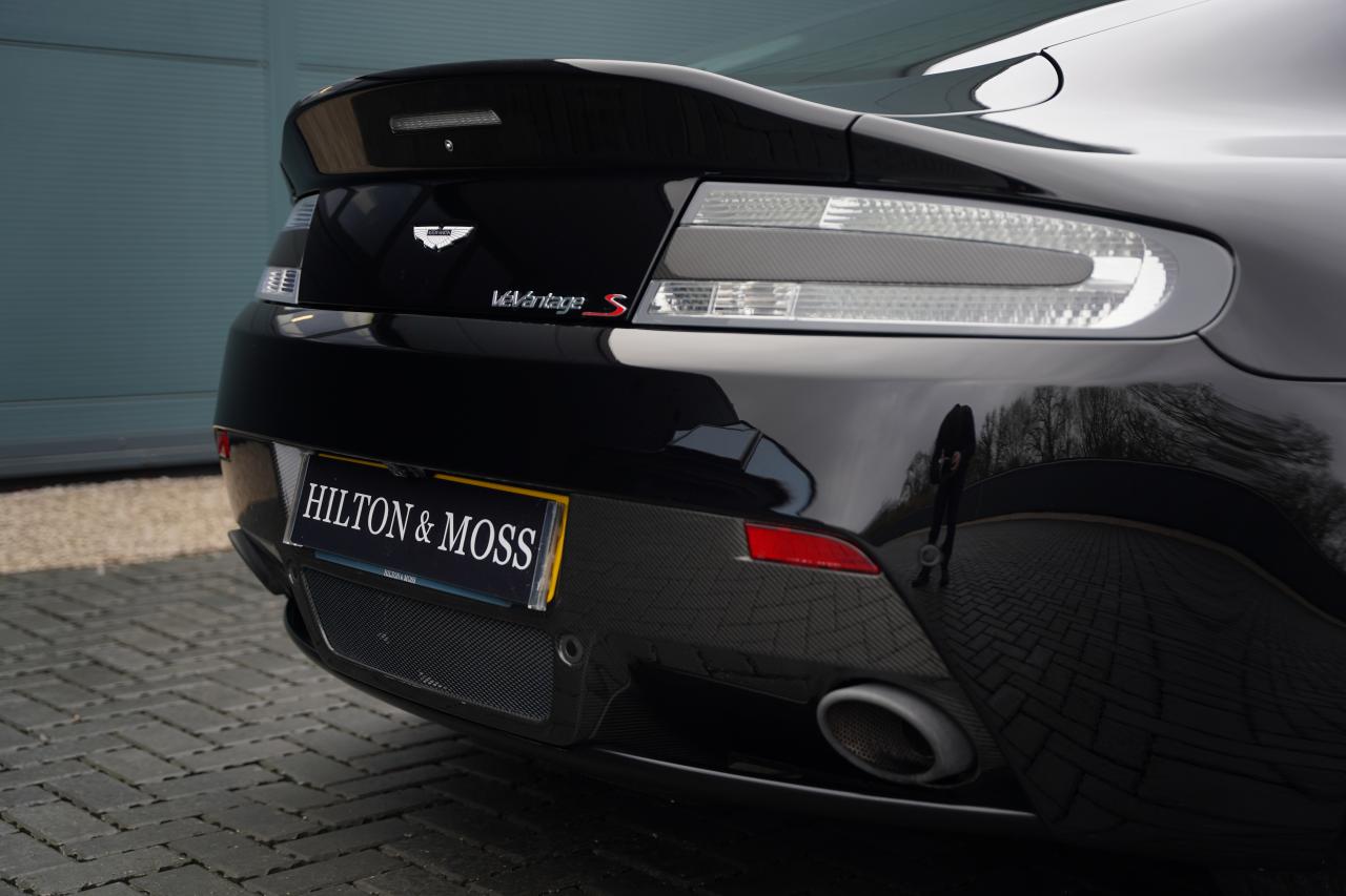 2018 Aston Martin V12 Vantage
