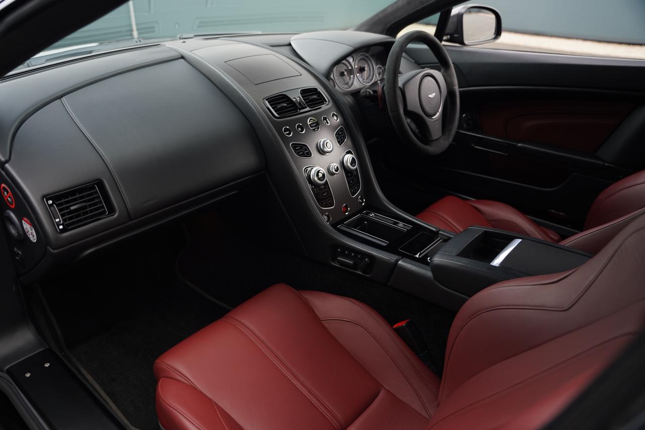 2018 Aston Martin V12 Vantage