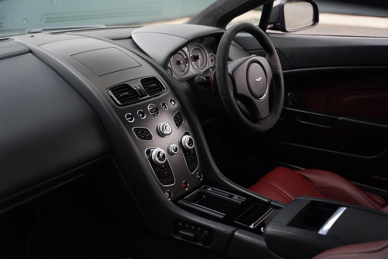 2018 Aston Martin V12 Vantage