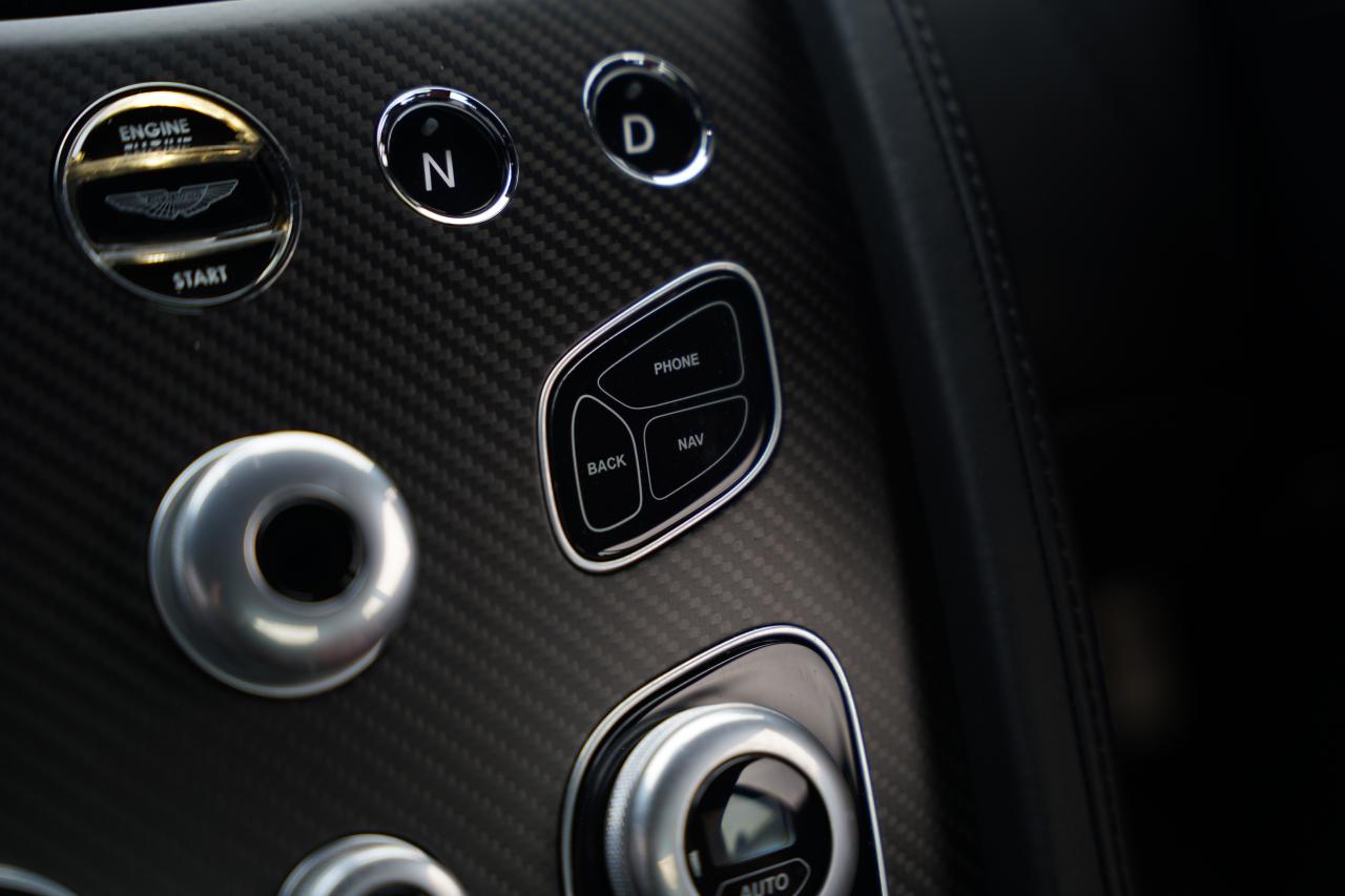 2018 Aston Martin V12 Vantage