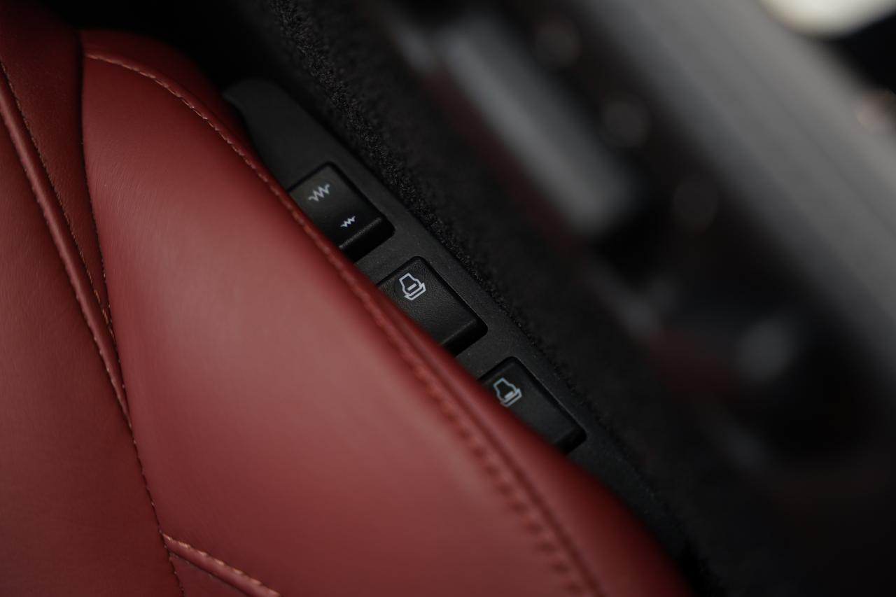 2018 Aston Martin V12 Vantage