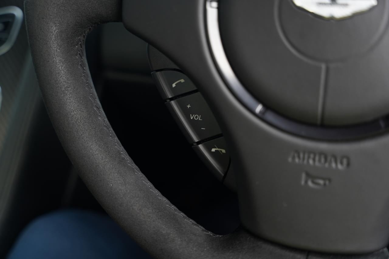 2018 Aston Martin V12 Vantage