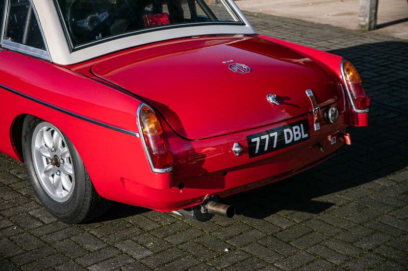 1964 MG B