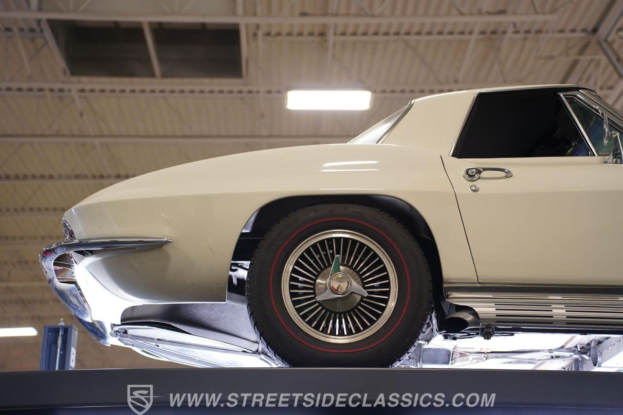 1966 Chevrolet Corvette 427 Convertible