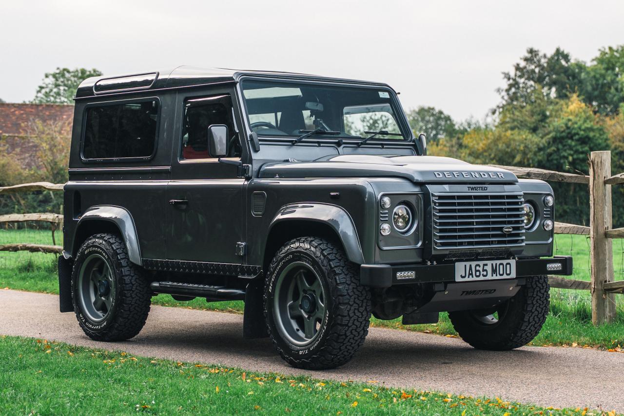 2015 Land Rover Defender 90 XS
