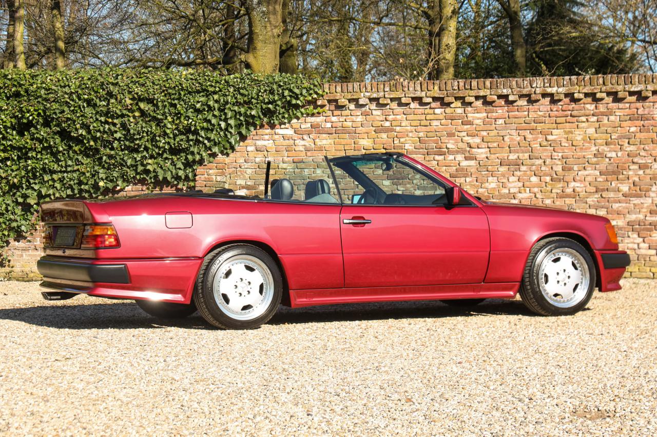 1993 Mercedes - Benz Mercedes Benz 300 CE-24 AMG 3.4 Cabriolet