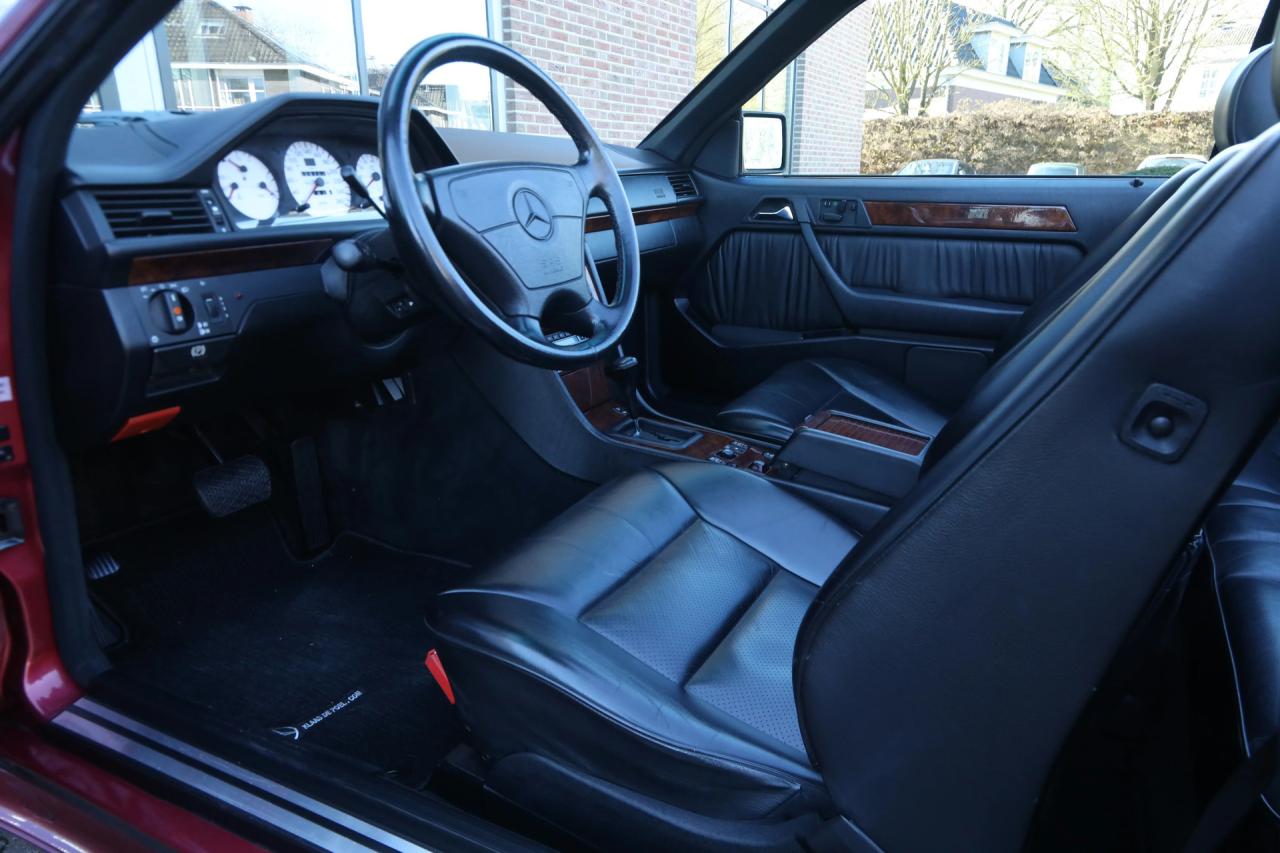 1993 Mercedes - Benz Mercedes Benz 300 CE-24 AMG 3.4 Cabriolet