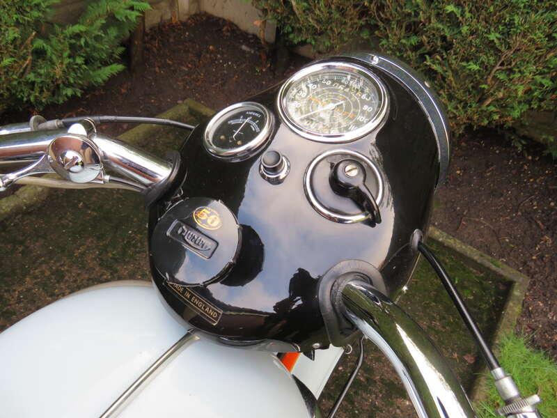 1959 Triumph T120 BONNEVILLE