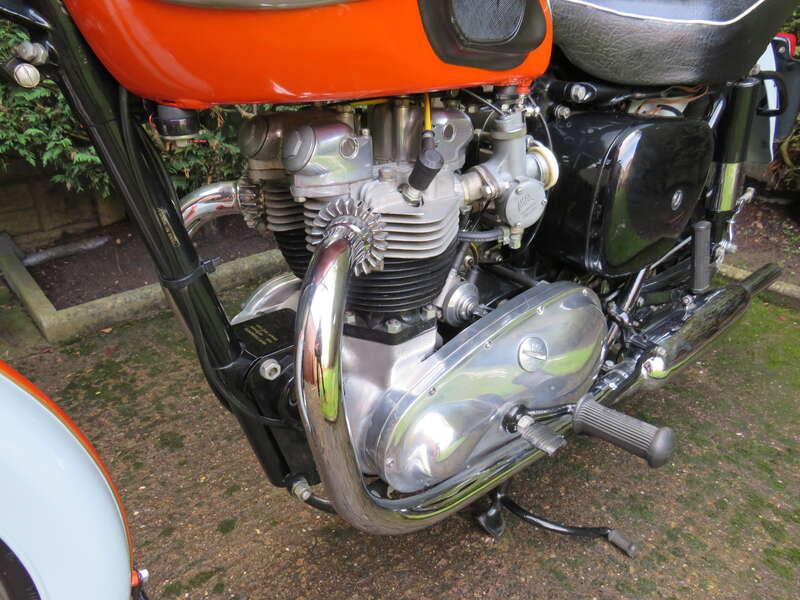 1959 Triumph T120 BONNEVILLE