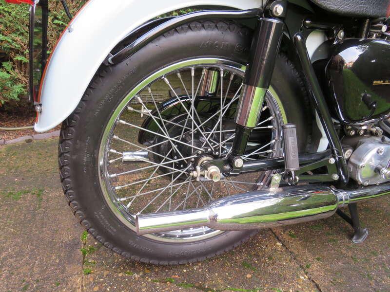 1959 Triumph T120 BONNEVILLE