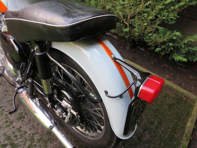 1959 Triumph T120 BONNEVILLE