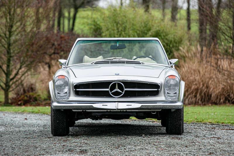 1969 Mercedes - Benz 280 SL Pagoda