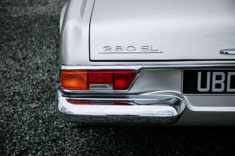 1969 Mercedes - Benz 280 SL Pagoda