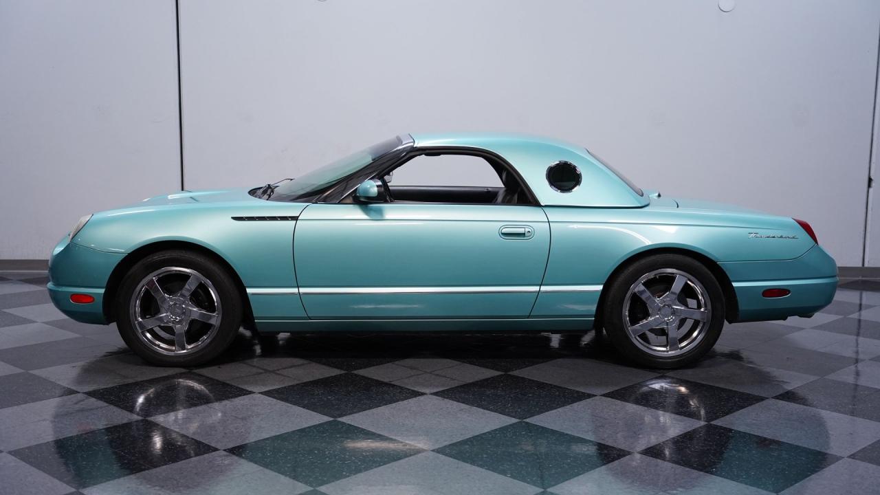 2002 Ford Thunderbird