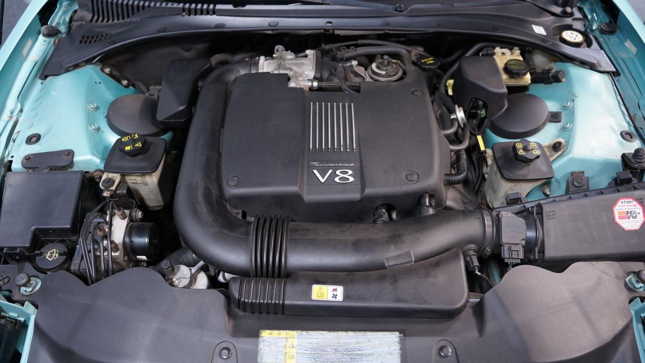 2002 Ford Thunderbird