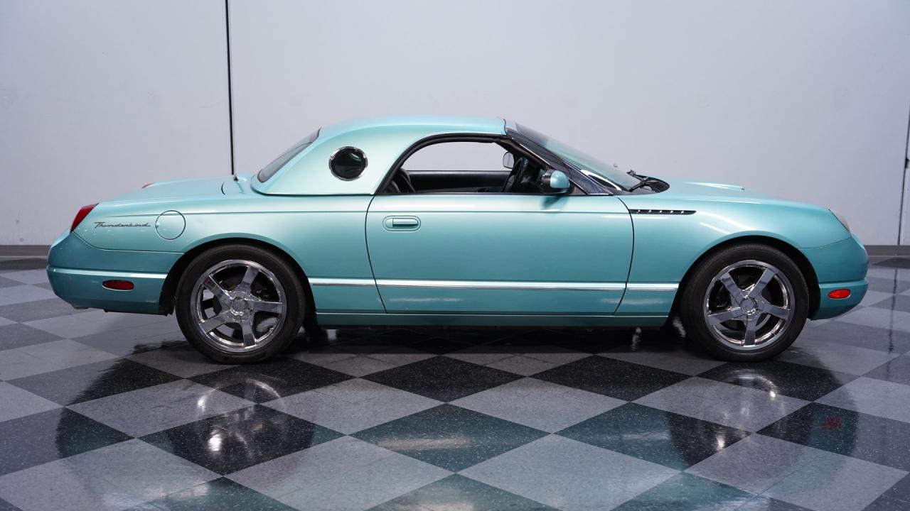 2002 Ford Thunderbird