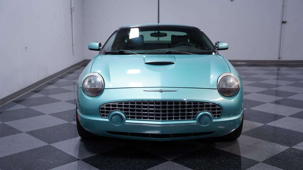 2002 Ford Thunderbird