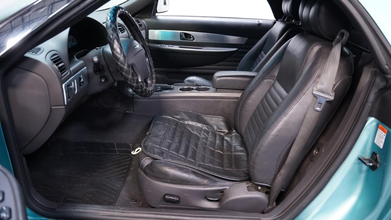 2002 Ford Thunderbird