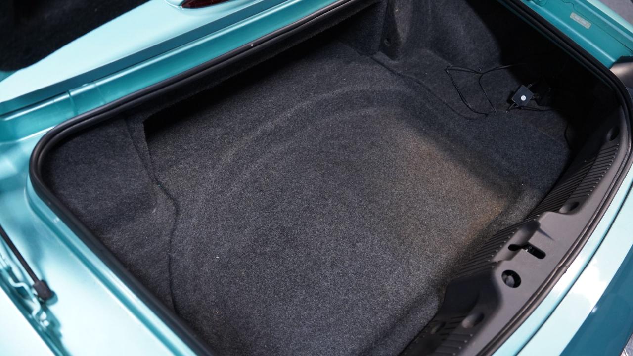 2002 Ford Thunderbird