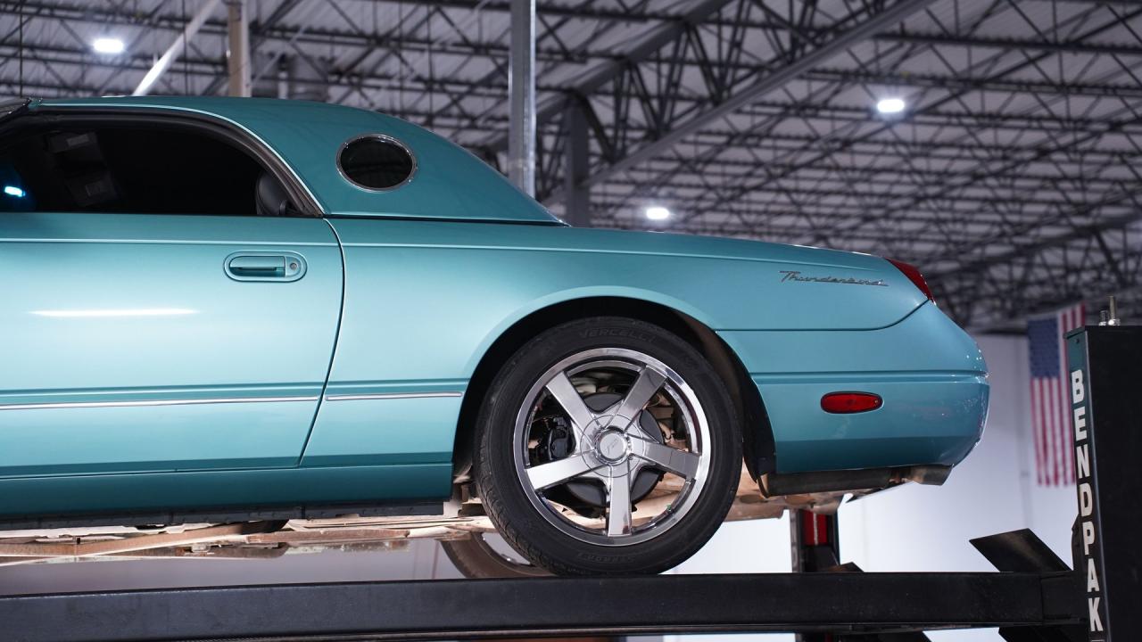 2002 Ford Thunderbird