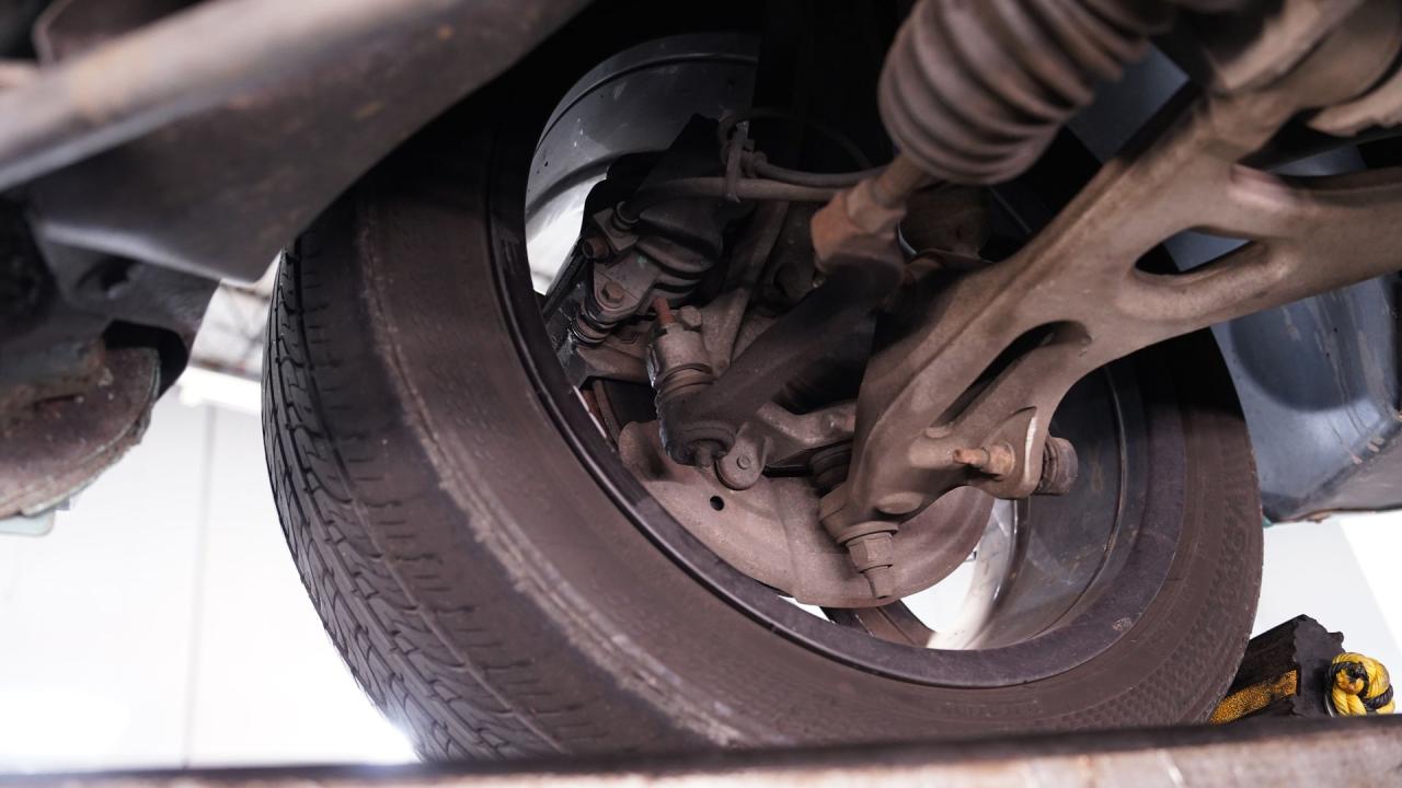 2002 Ford Thunderbird