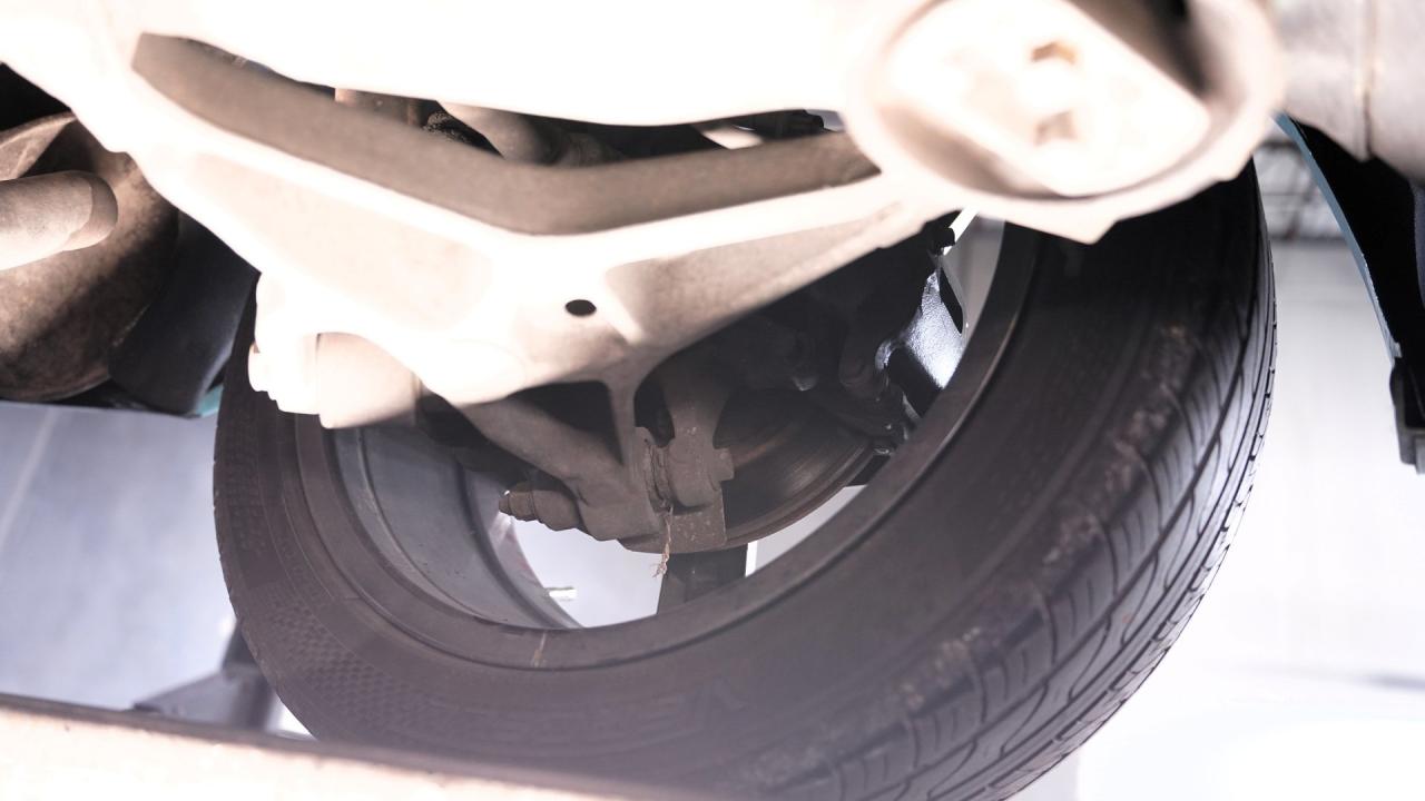 2002 Ford Thunderbird