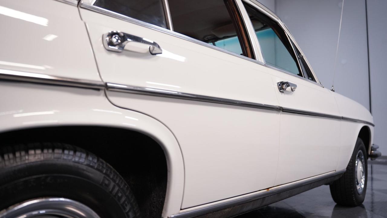 1966 Mercedes - Benz 250S