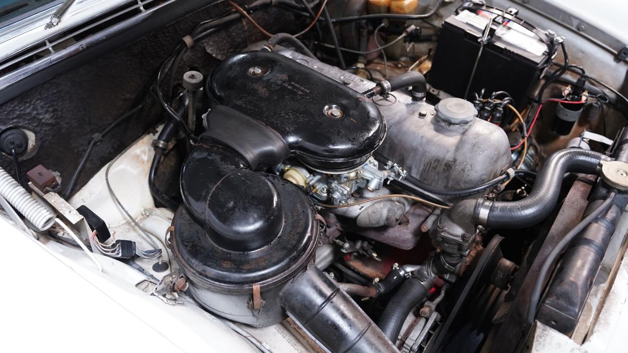 1966 Mercedes - Benz 250S