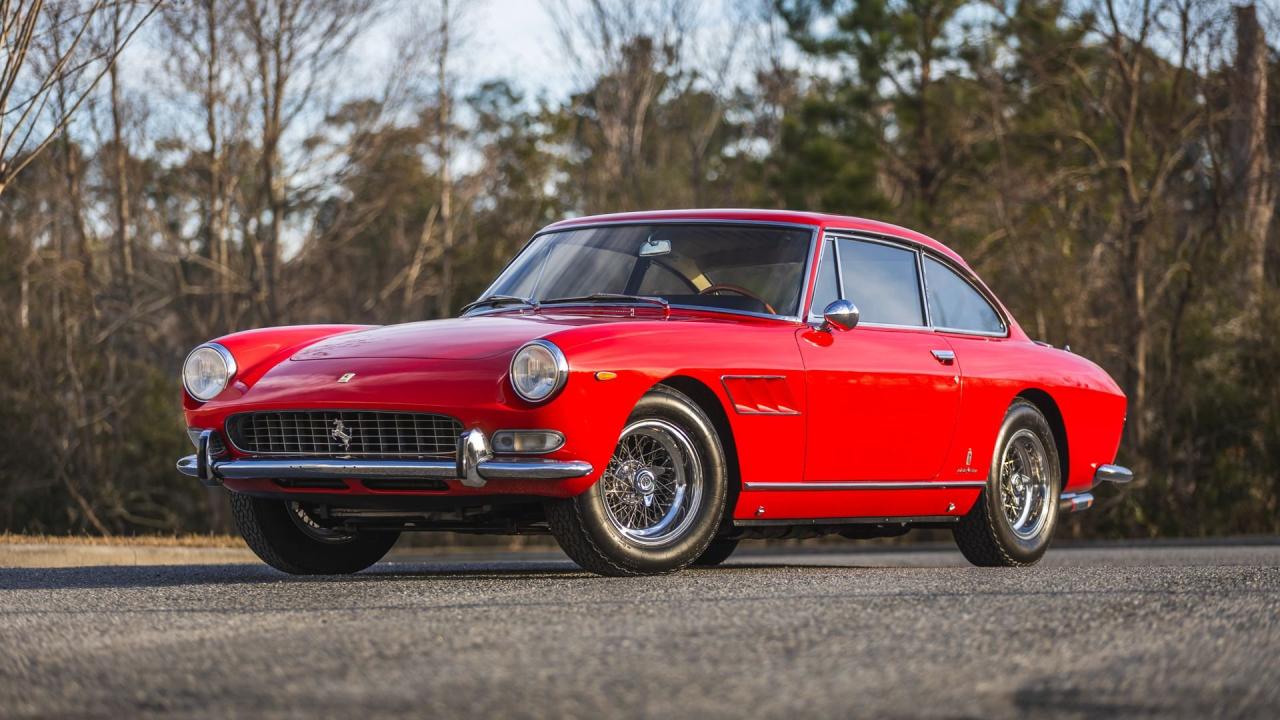 1967 Ferrari 330 GT 2+2 Series II