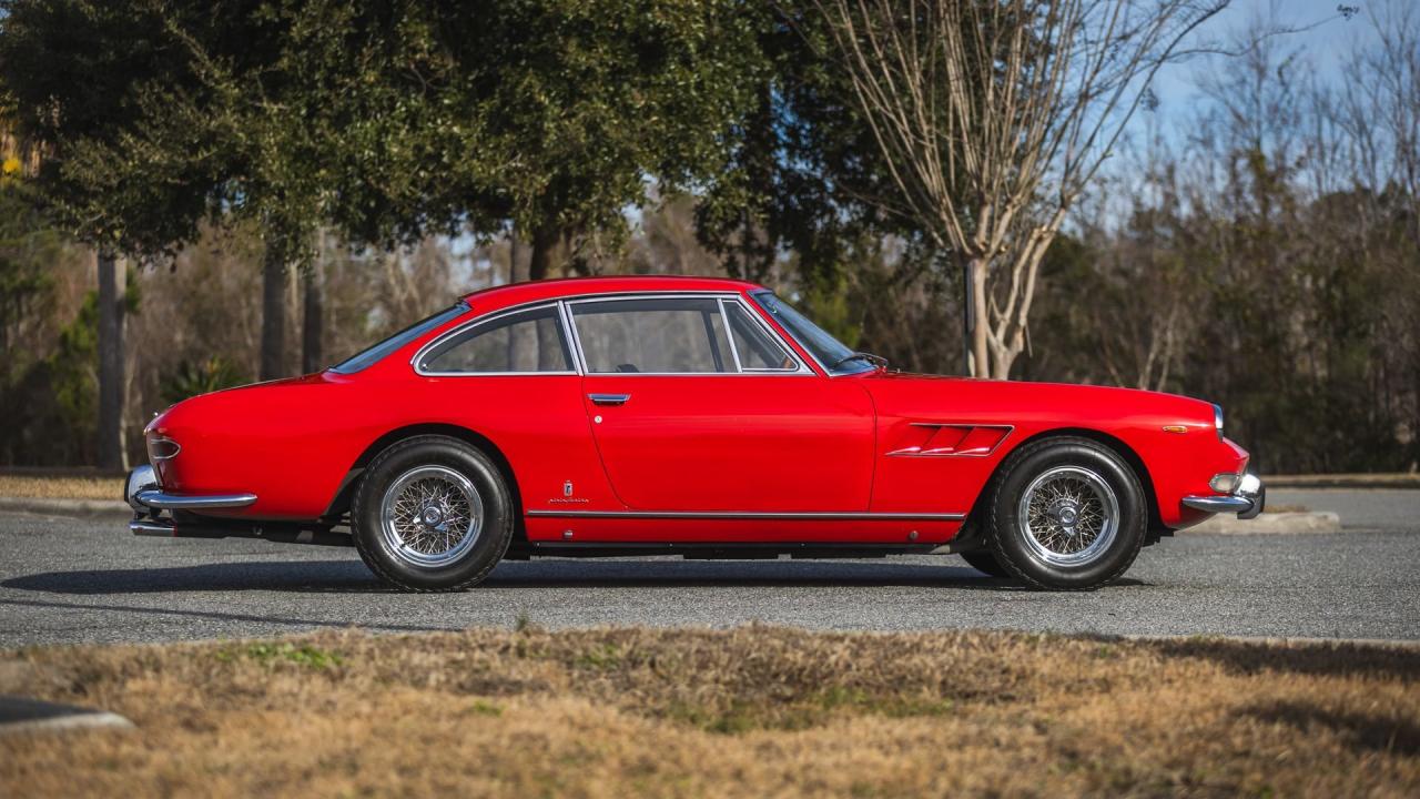 1967 Ferrari 330 GT 2+2 Series II