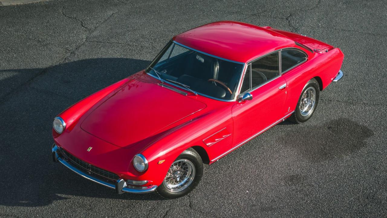 1967 Ferrari 330 GT 2+2 Series II