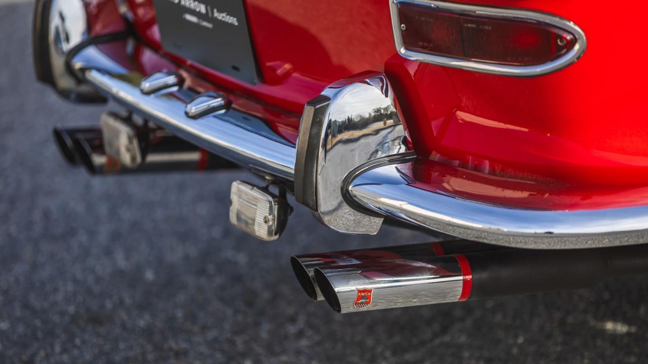 1967 Ferrari 330 GT 2+2 Series II