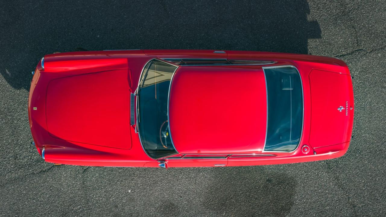 1967 Ferrari 330 GT 2+2 Series II