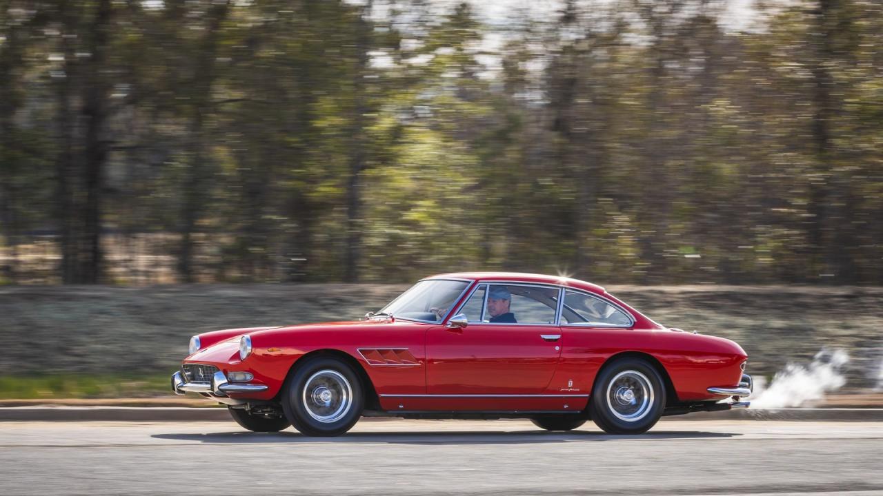 1967 Ferrari 330 GT 2+2 Series II