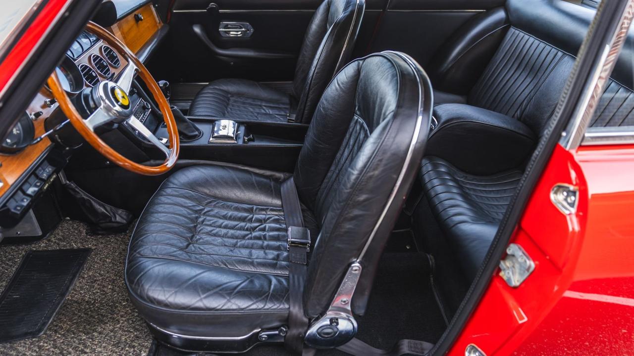 1967 Ferrari 330 GT 2+2 Series II