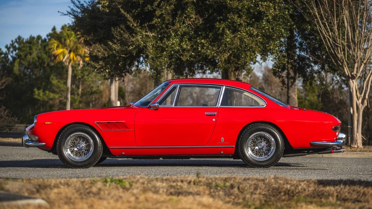 1967 Ferrari 330 GT 2+2 Series II