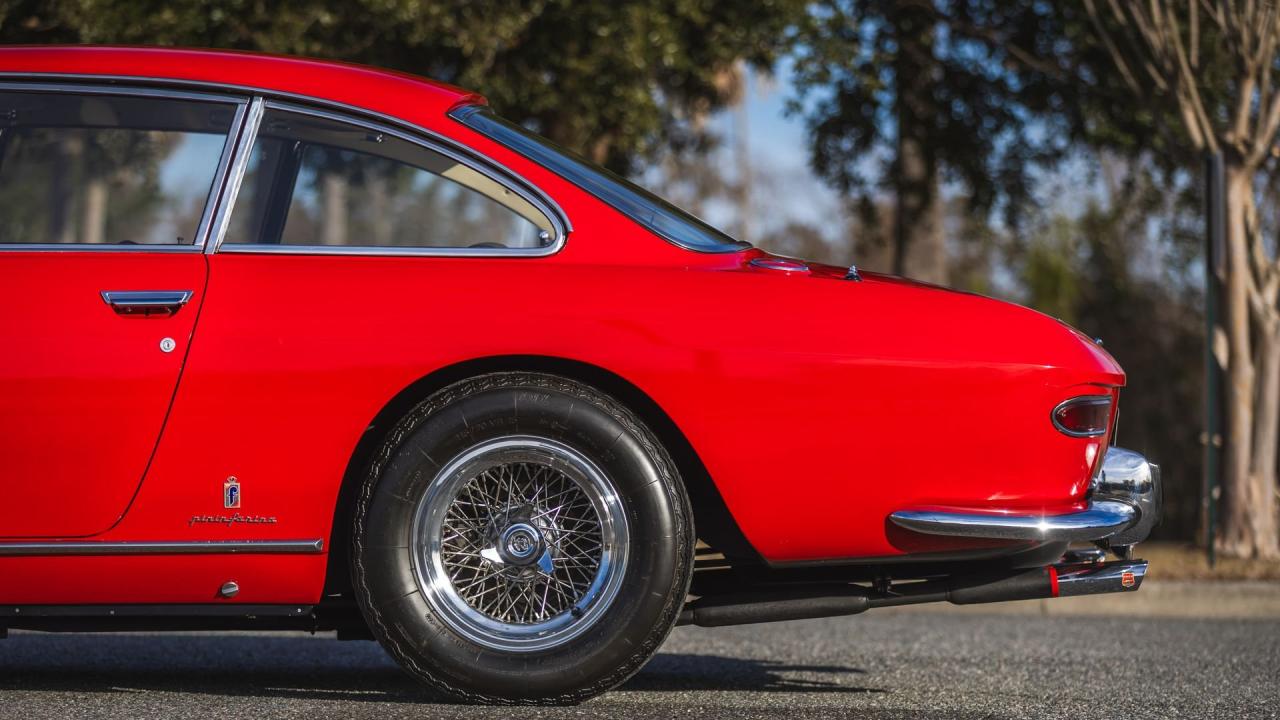 1967 Ferrari 330 GT 2+2 Series II