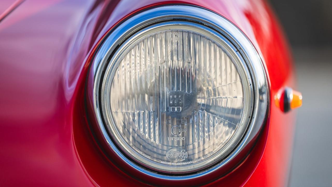 1967 Ferrari 330 GT 2+2 Series II