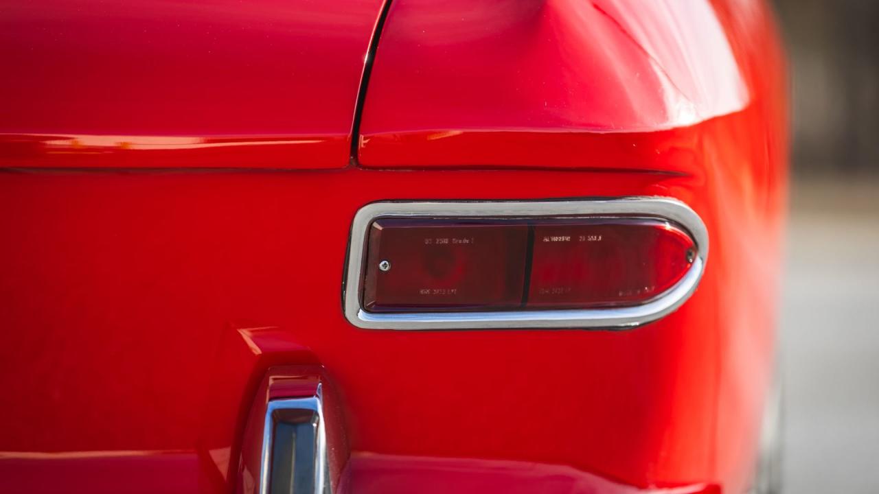 1967 Ferrari 330 GT 2+2 Series II