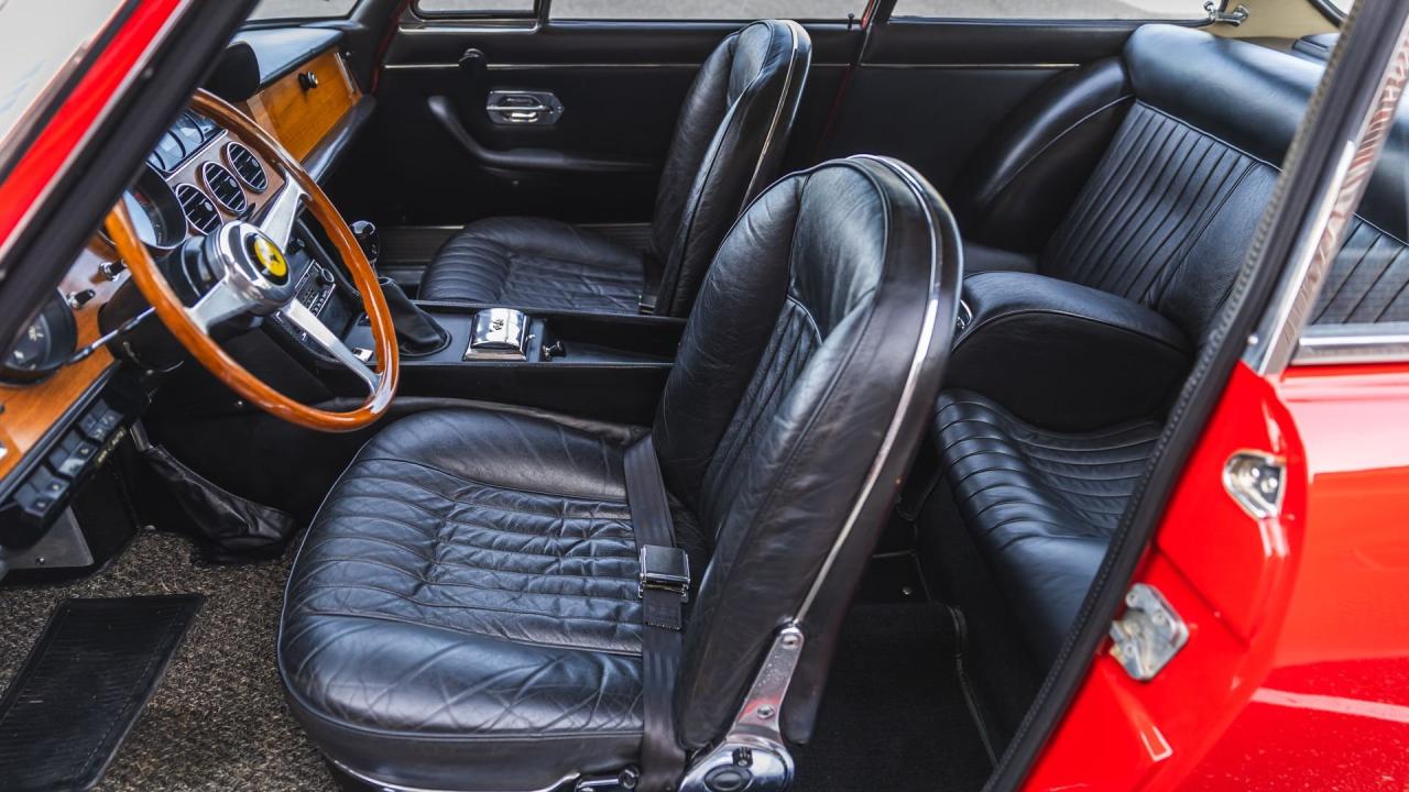 1967 Ferrari 330 GT 2+2 Series II