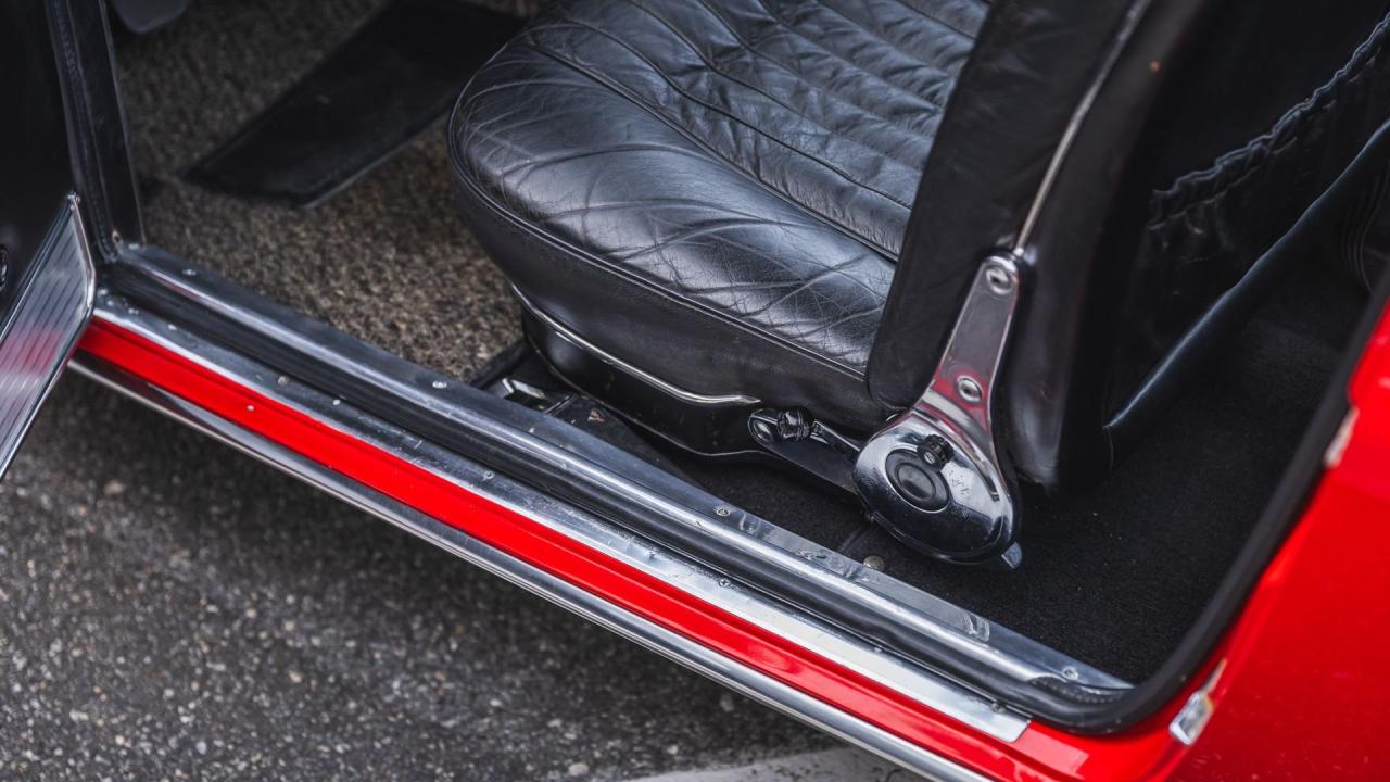 1967 Ferrari 330 GT 2+2 Series II